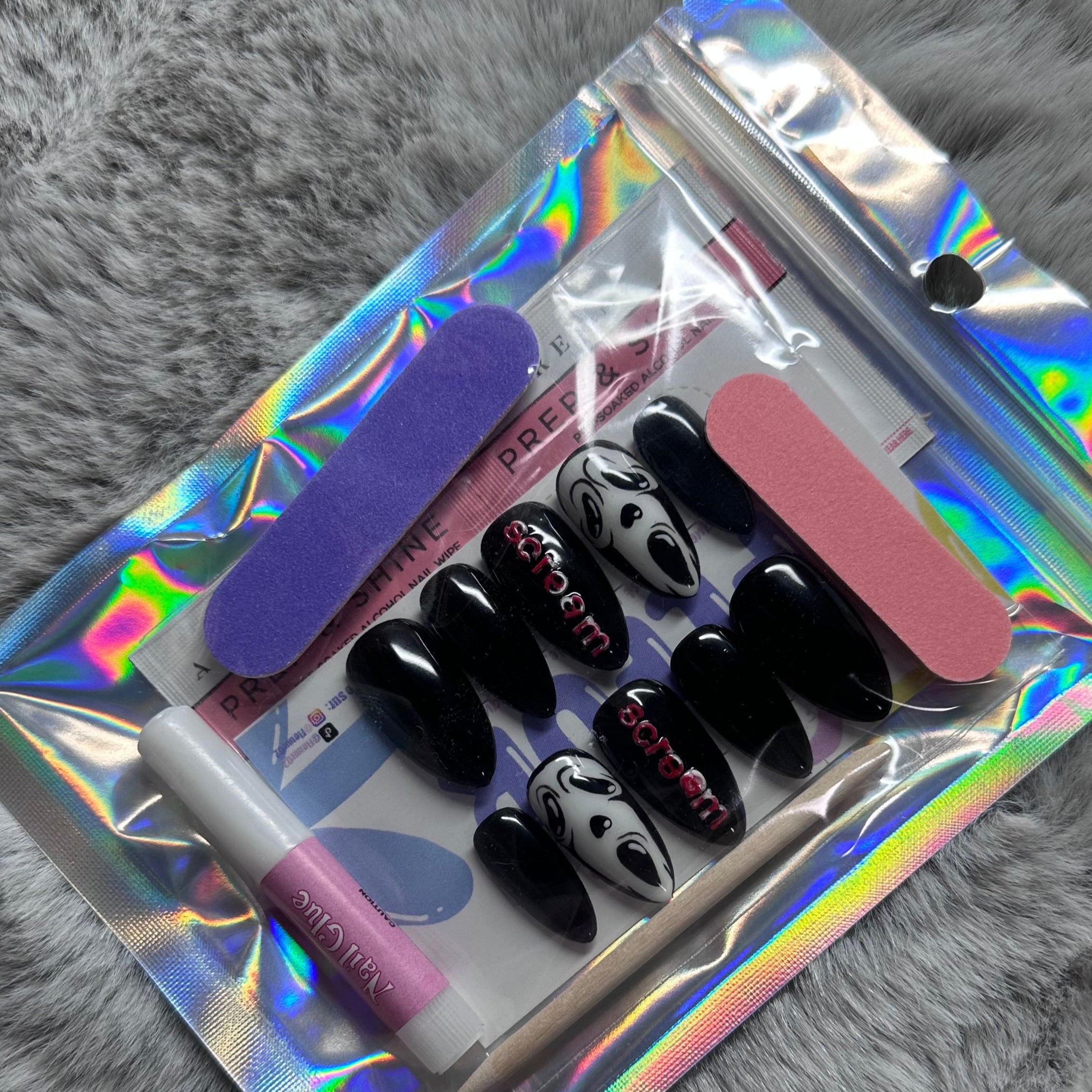Do you got a boyfriend ? - Amande Long - FAUX ONGLES PressOnNail