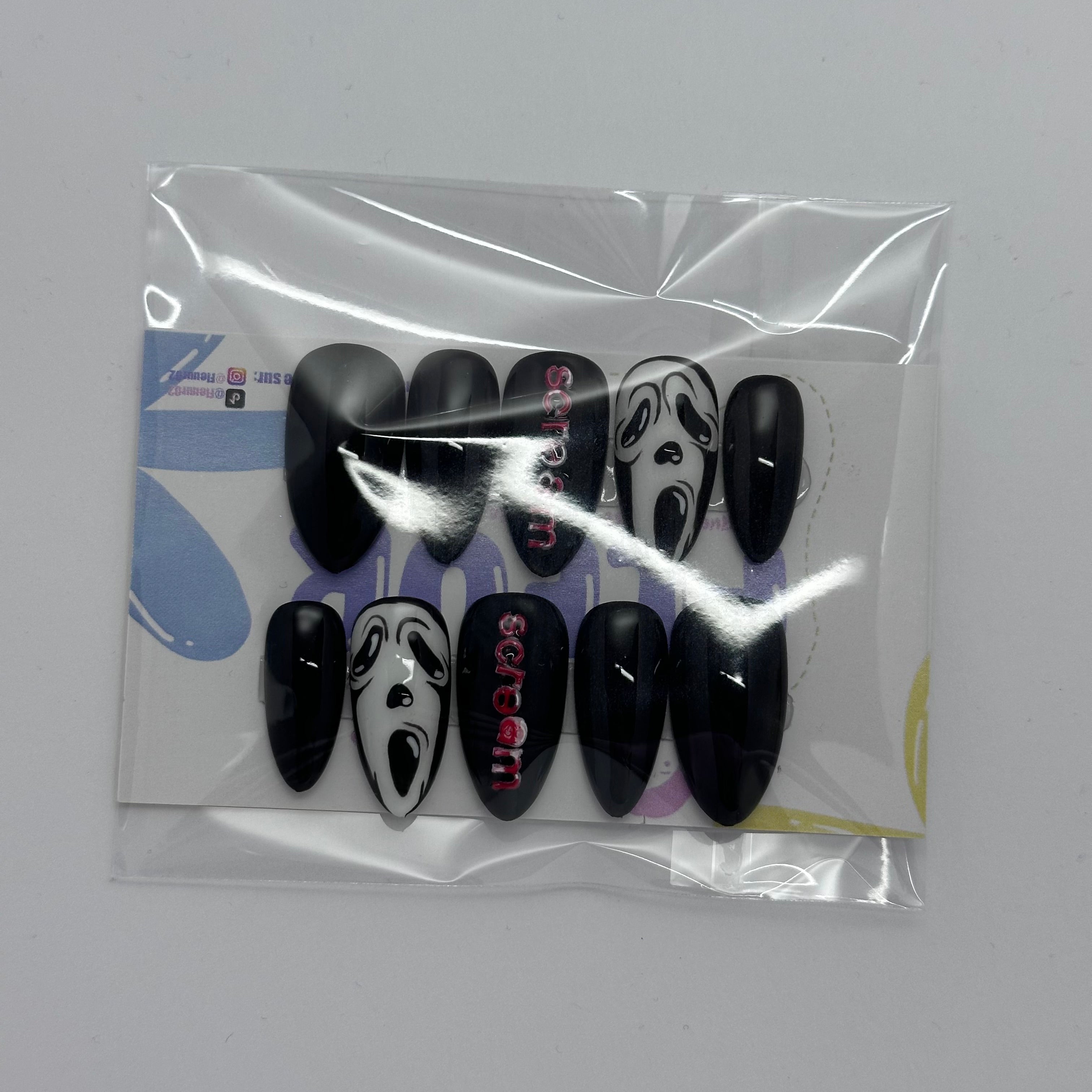 Do you got a boyfriend ? - Amande Long - FAUX ONGLES PressOnNail