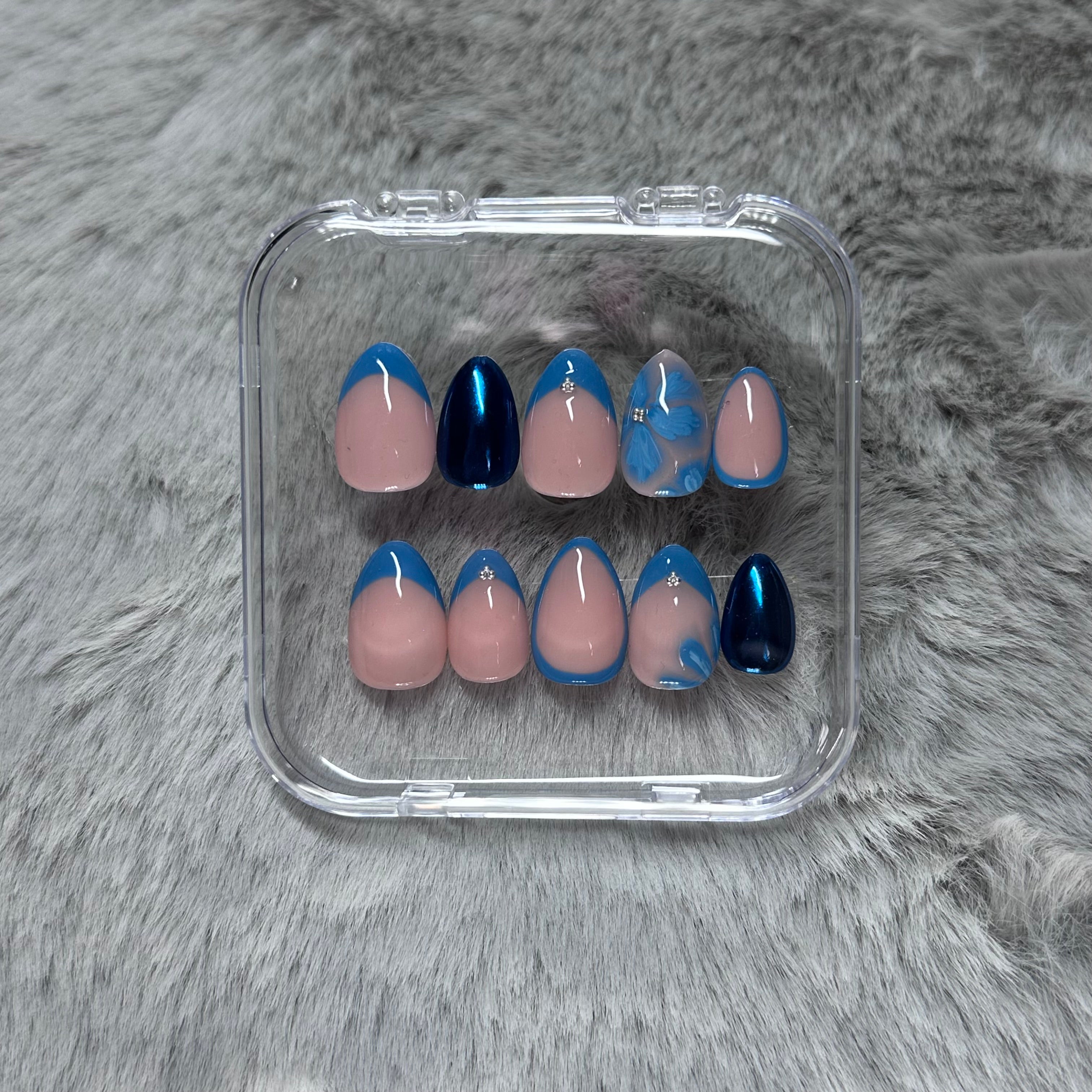 BLUE FANTASY - Amande court  - FAUX ONGLE PressOnNail