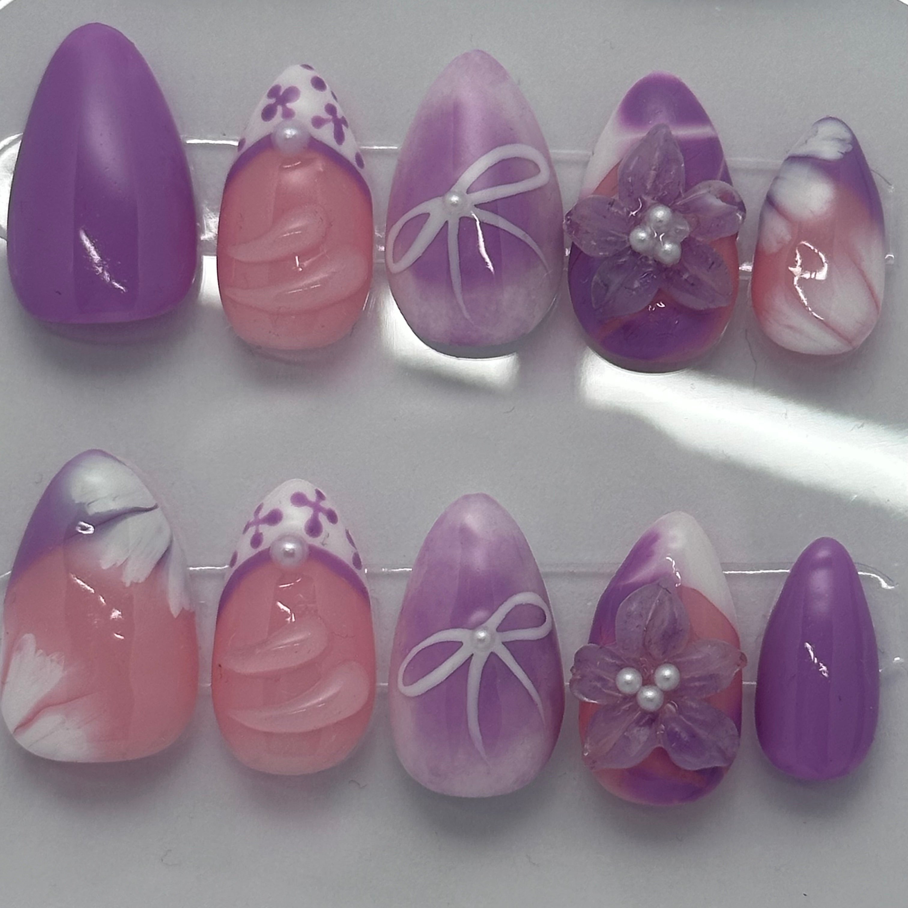 VIOLETTE ETERNEL - Short Almond - FALSE NAILS PressOnNail