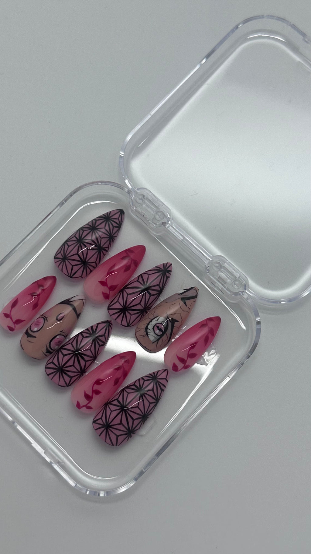 Nezuko - Stiletto/Amande long/ Amande court - FAUX ONGLE PressOnNail