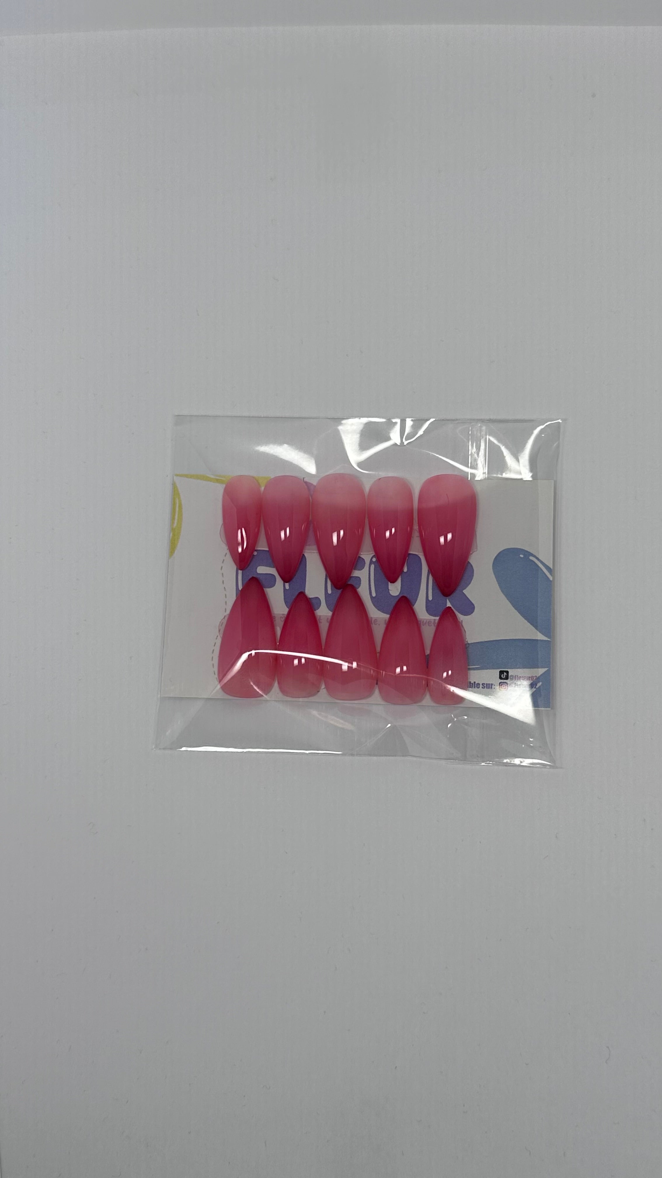 NEZUKO NAILS - Stiletto/Amande long - FAUX ONGLE PressOnNail