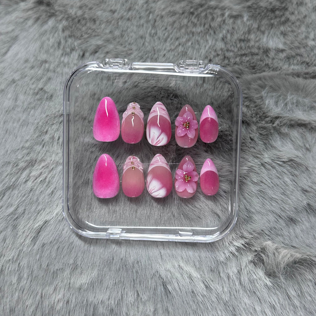 PINKIE BLOSSOM - Short Almond - PressOnNail FAKE NAILS
