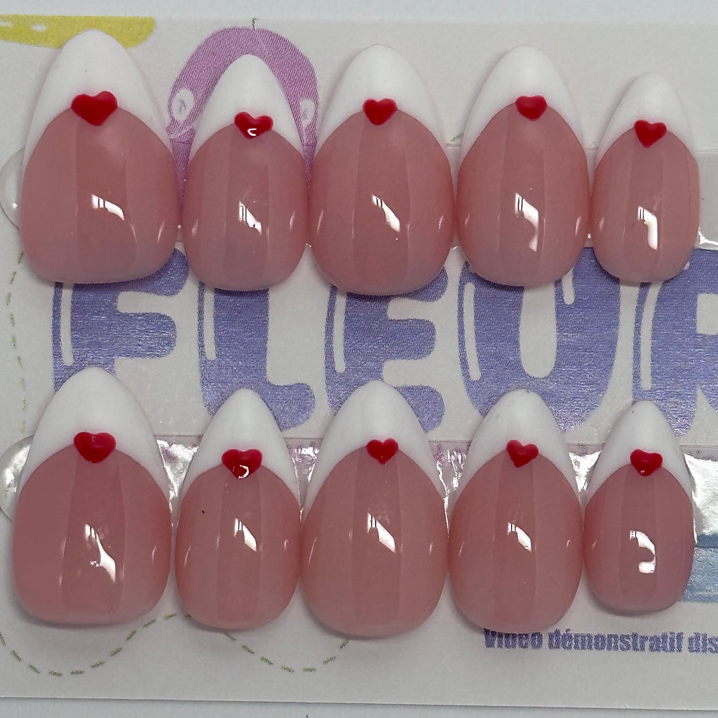 LITTLE HEART (French-heart) - Short Almond - FALSE NAILS PressOnNail