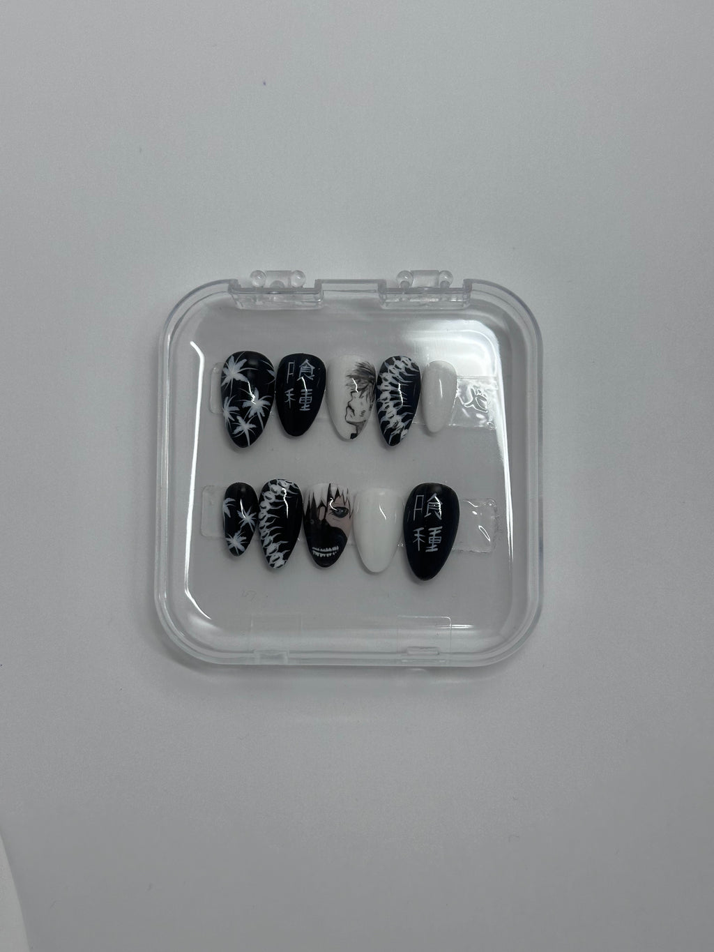 TOKYO GHOUL – Kaneki Ken